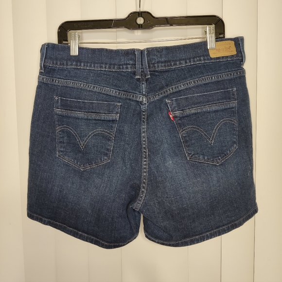 Levi's dark denim jean shorts size 14 - Picture 2 of 4